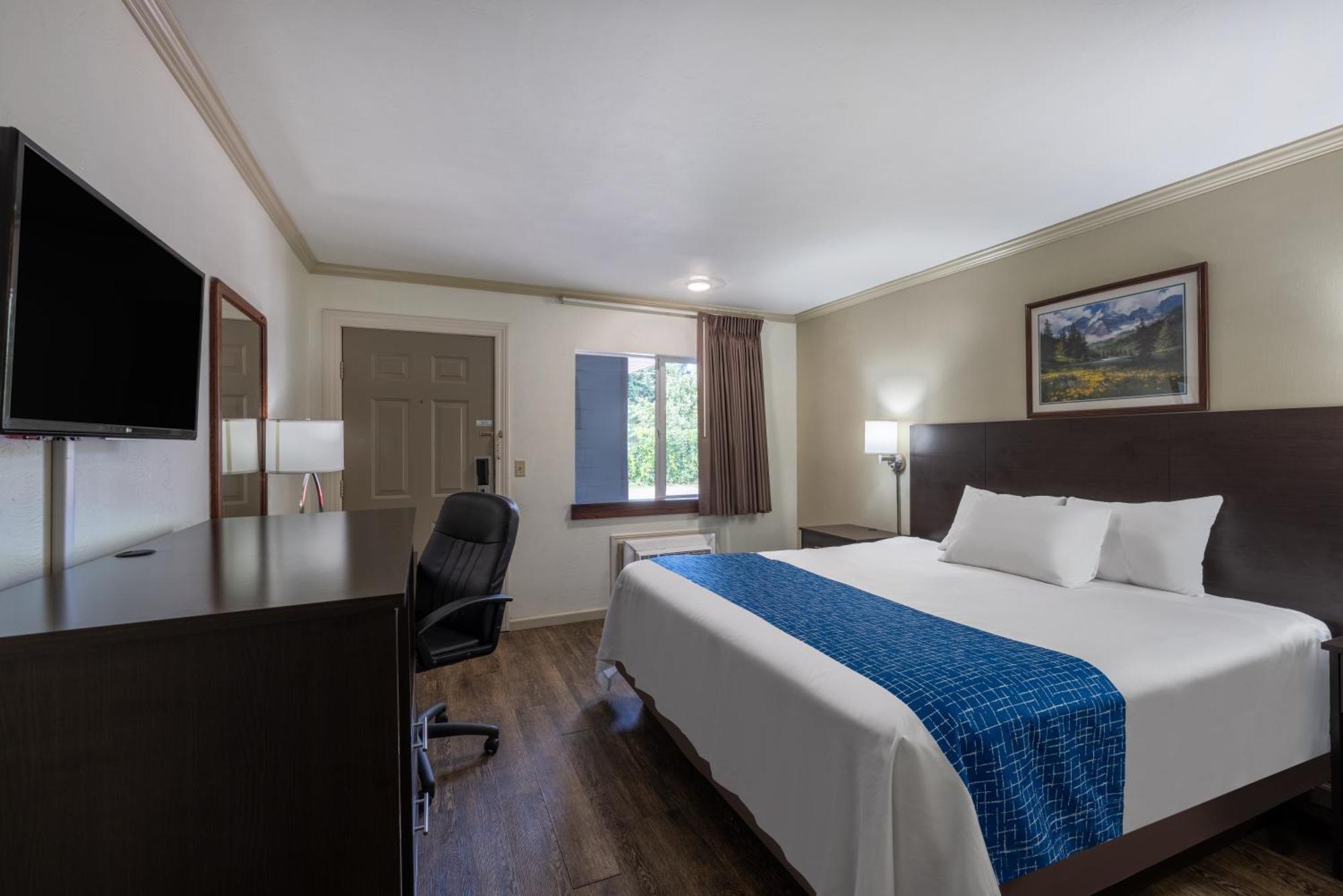 Travelodge By Wyndham Ливингстон Экстерьер фото