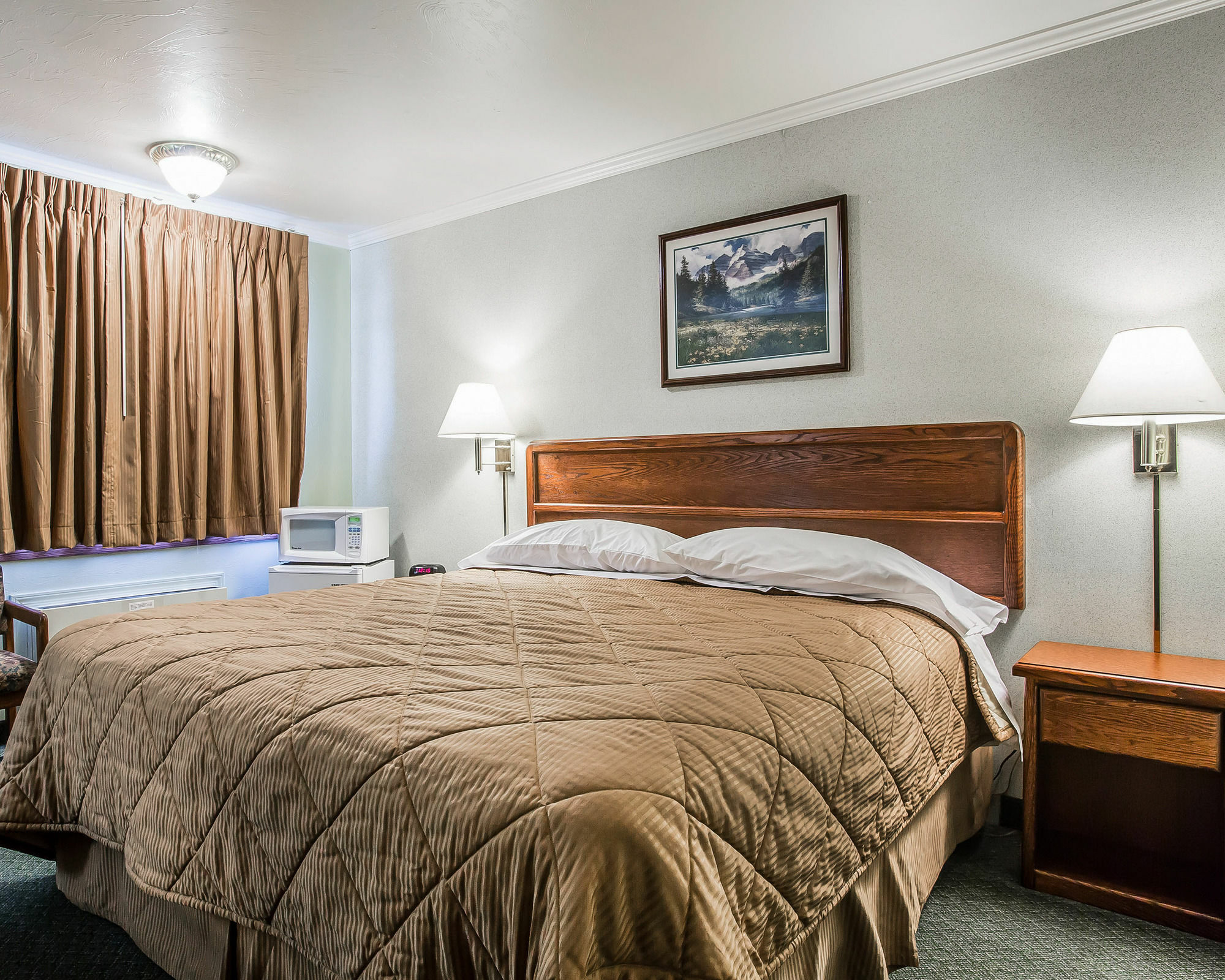 Travelodge By Wyndham Ливингстон Экстерьер фото